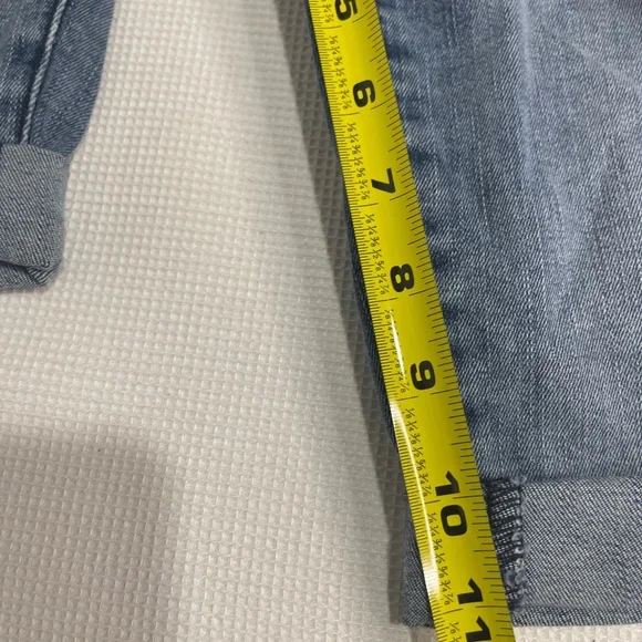 True Religion Riley knee length shorts light Wash mid rise Bermuda shorts Sz 26 - Picture 9 of 11